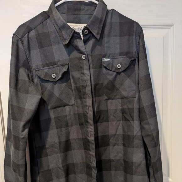 Dixxon Flannel - Women’s Black and Green/Gray Plaid - Large - Picture 1 of 3